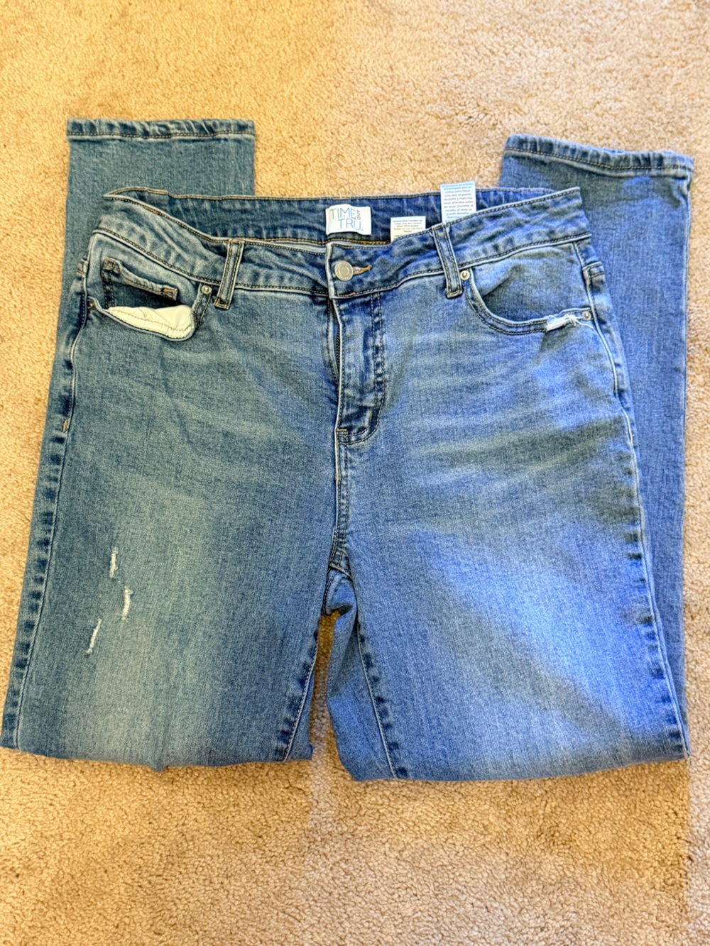 Time And True Woman's Light Wash Med Rise Straight Leg Distressed Jeans Size 10